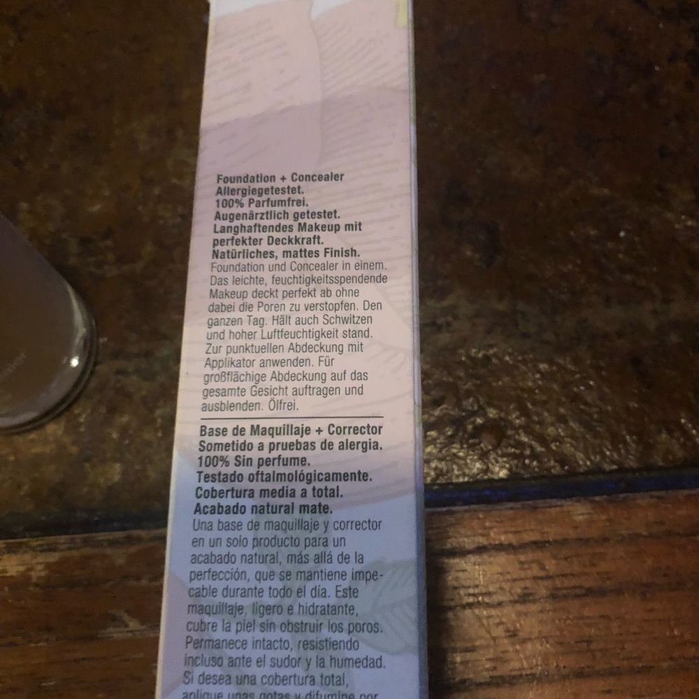 Clinique foundation beyond perfecting